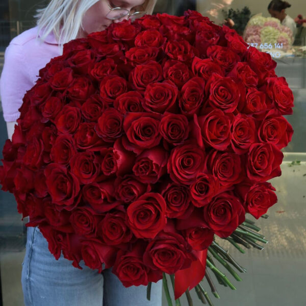 Duży Bukiet z czerwonych róż